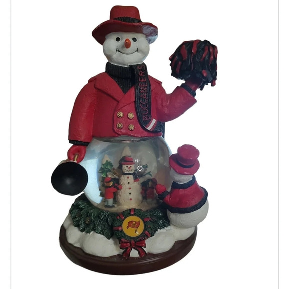 NFL Other - Tampa Bay Buccaneers Christmas Snowman Cheer  Snow/Water Globe.